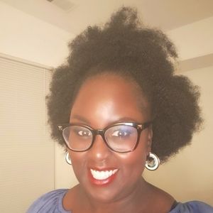 Meet your Posher, Monica